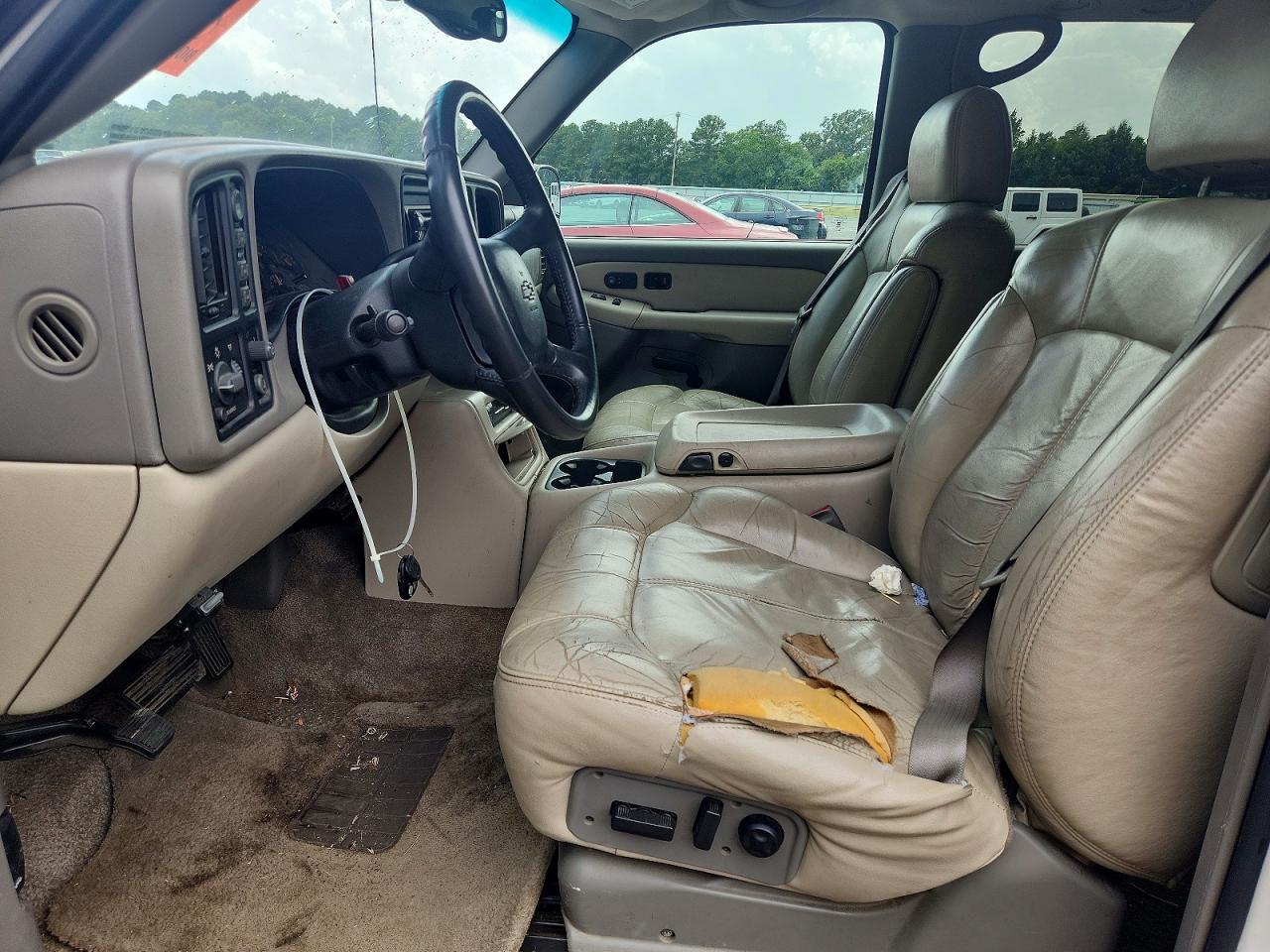 2001 CHEVROLET SUBURBAN