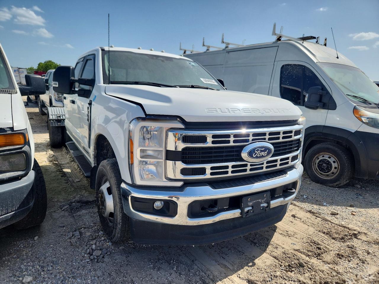 2023 FORD F350