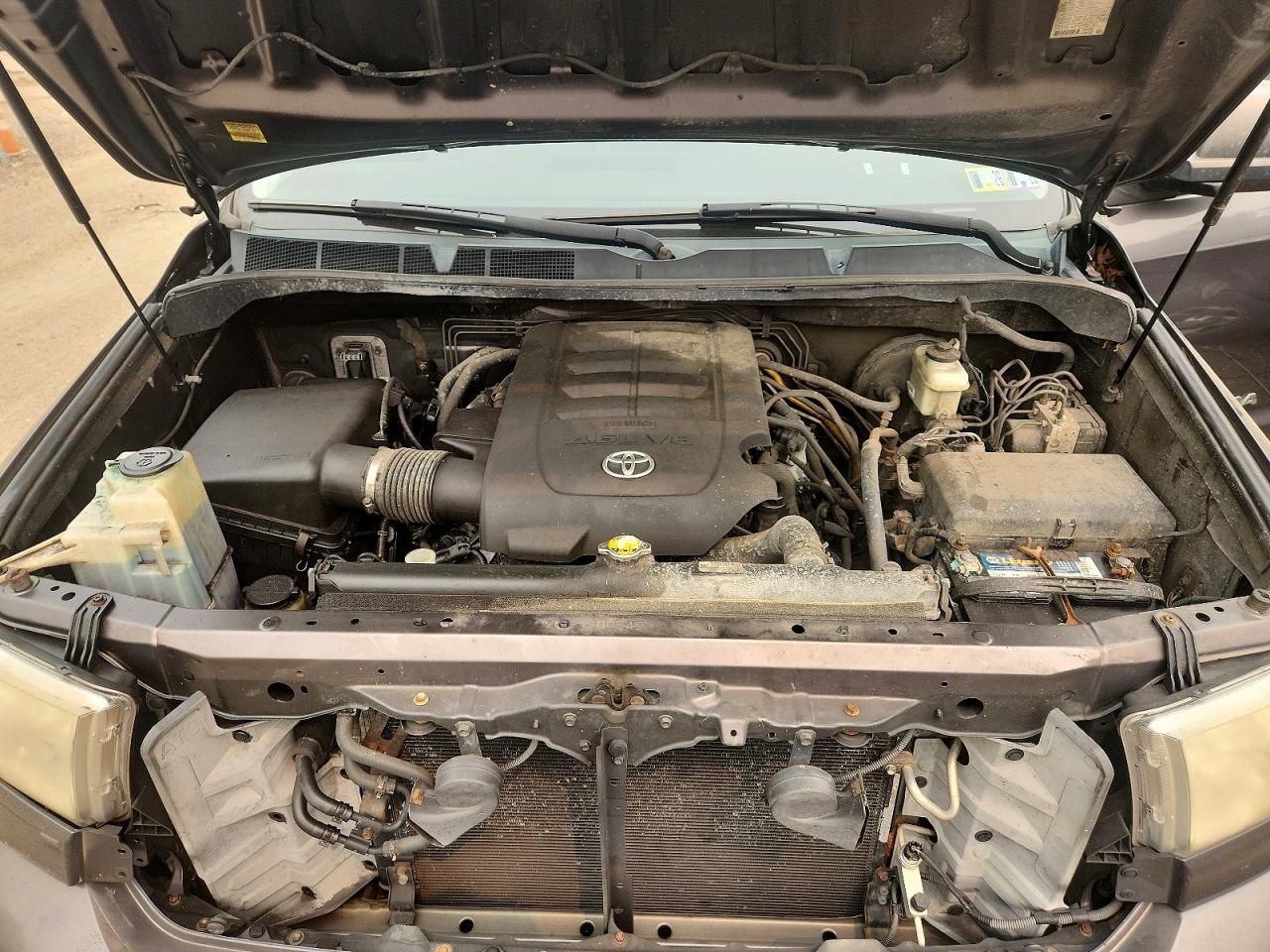 2013 TOYOTA TUNDRA