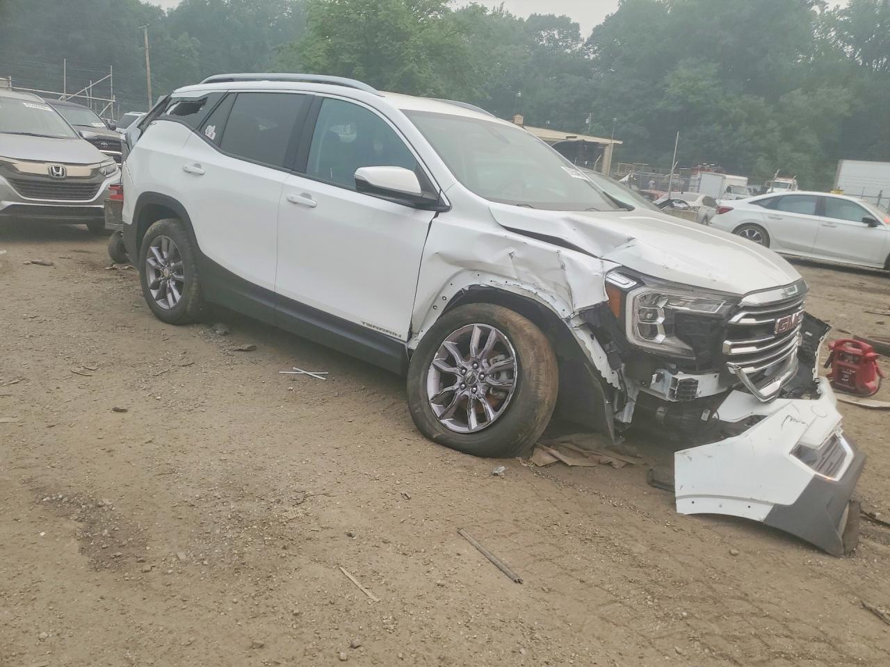 2023 GMC TERRAIN