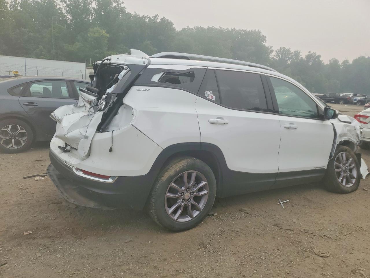 2023 GMC TERRAIN