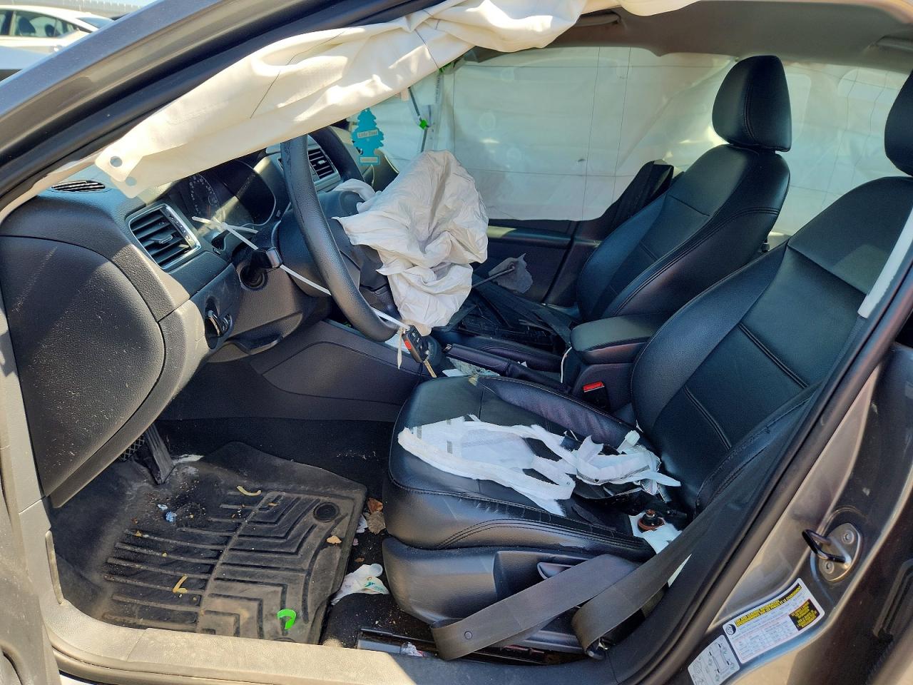 2014 VOLKSWAGEN JETTA