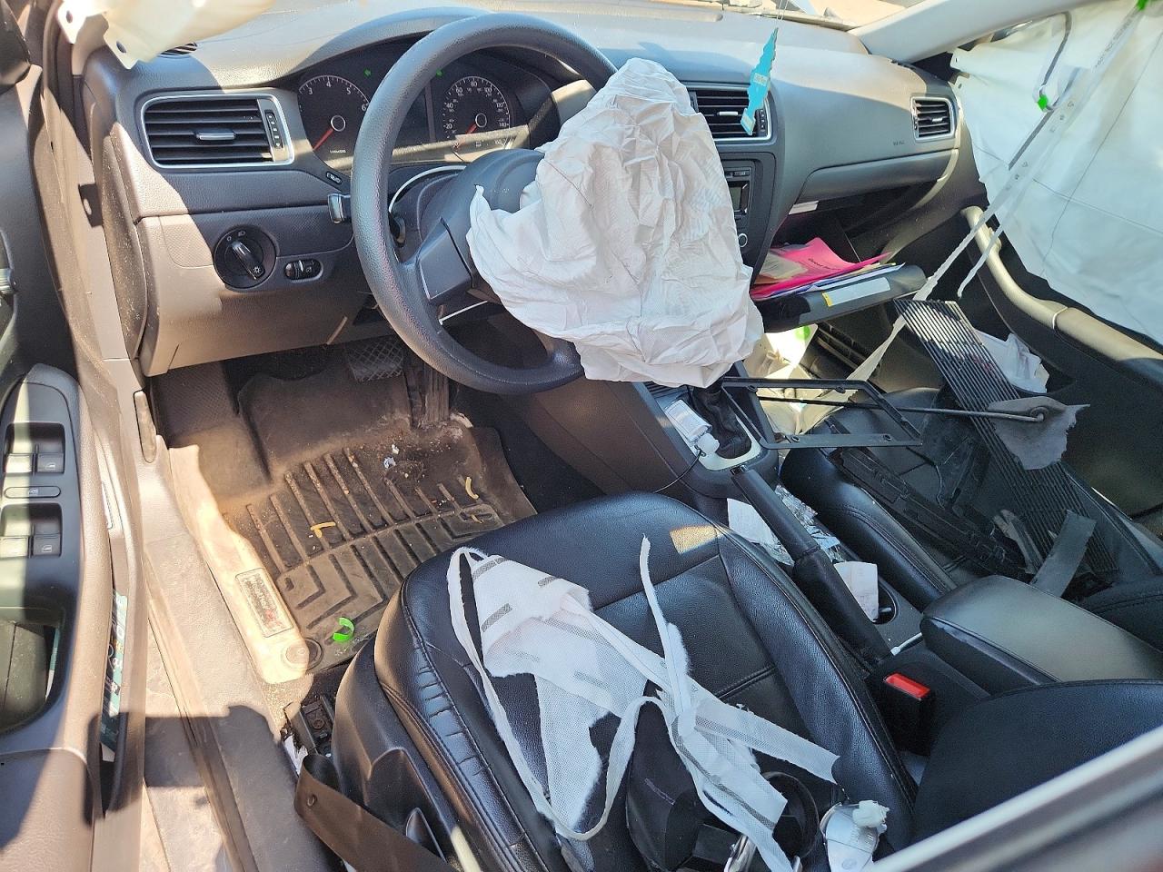 2014 VOLKSWAGEN JETTA