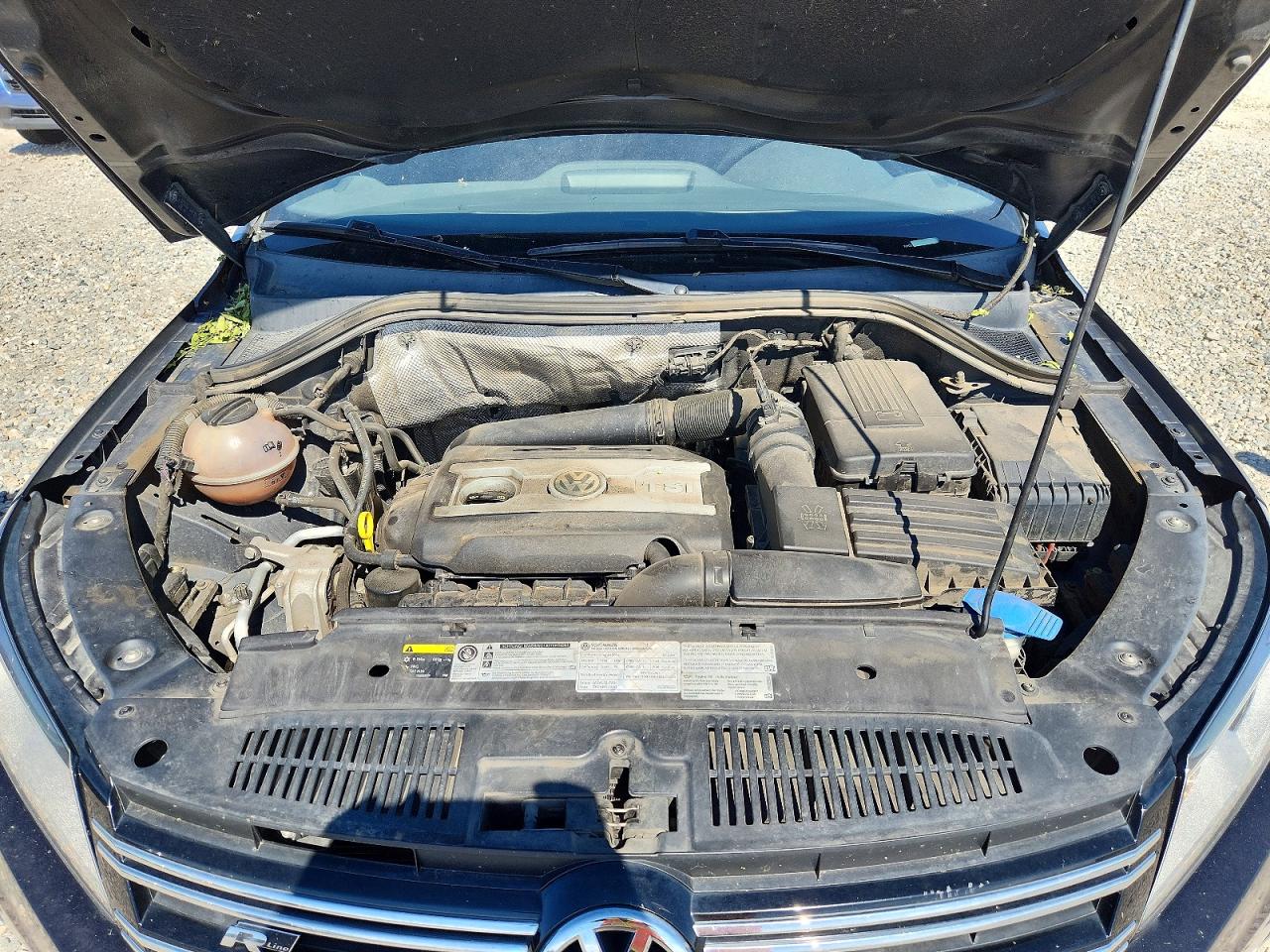 2016 VOLKSWAGEN TIGUAN