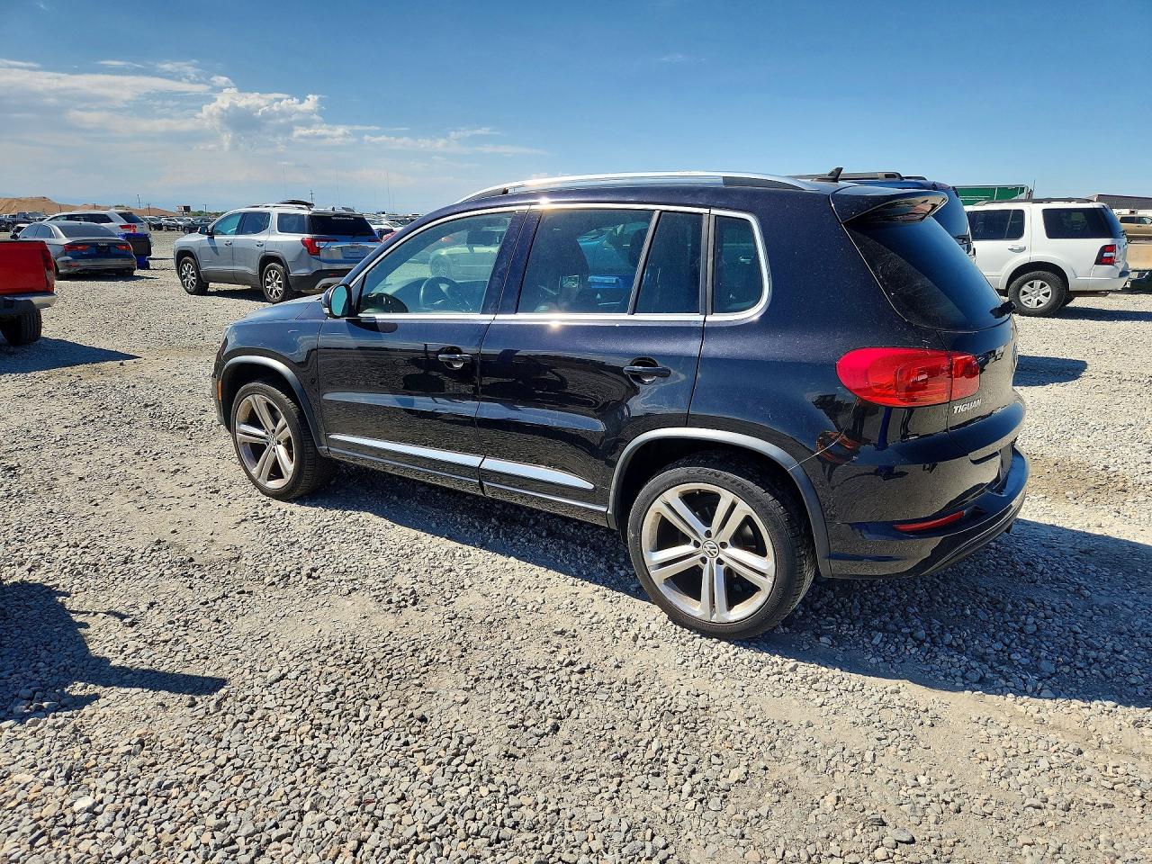 2016 VOLKSWAGEN TIGUAN