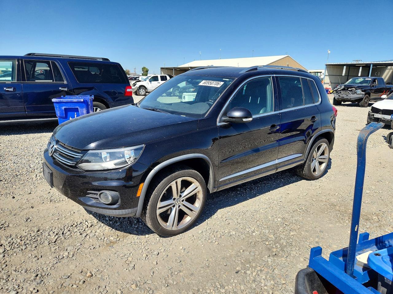 2016 VOLKSWAGEN TIGUAN