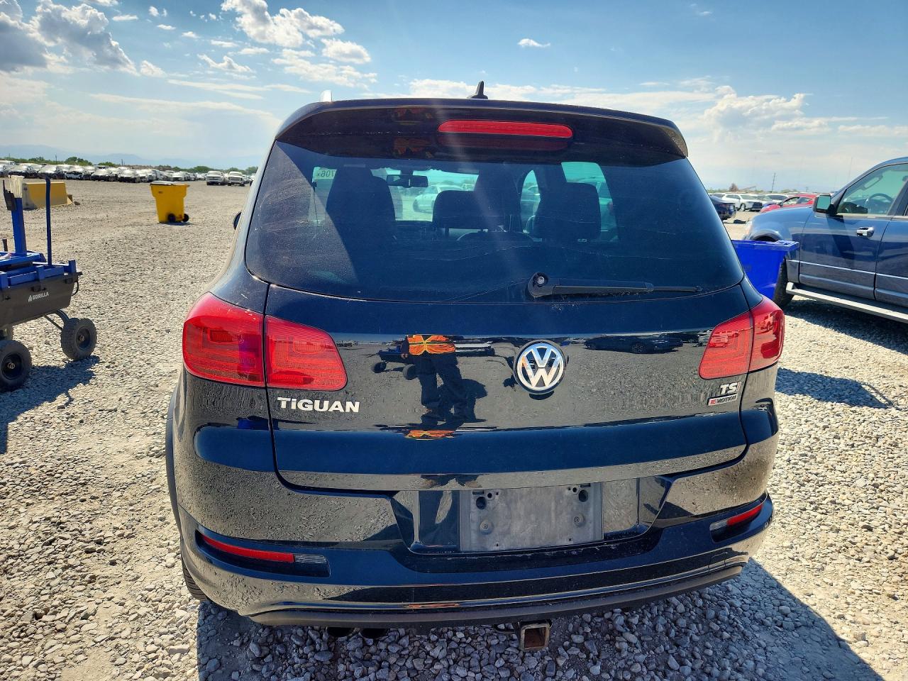 2016 VOLKSWAGEN TIGUAN