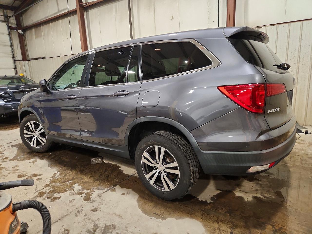 2017 HONDA PILOT