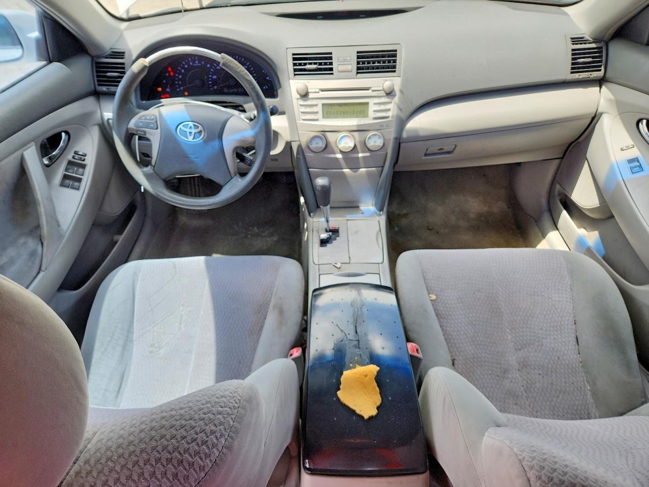 2011 TOYOTA CAMRY