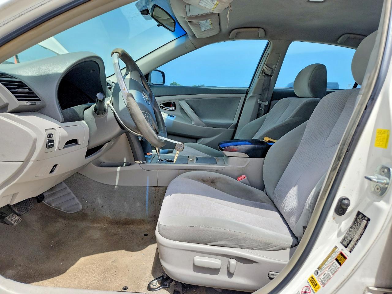 2011 TOYOTA CAMRY