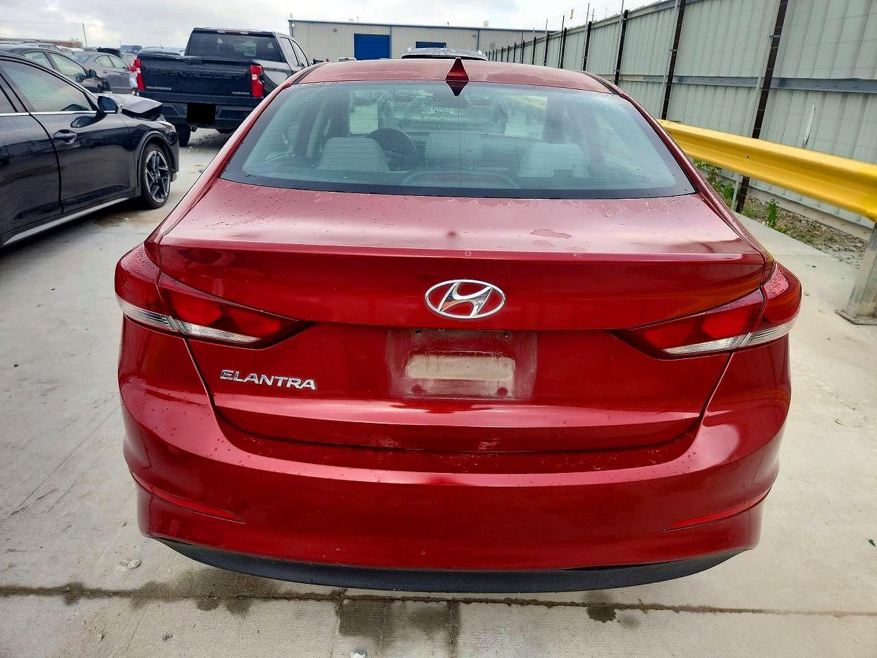 2018 HYUNDAI ELANTRA