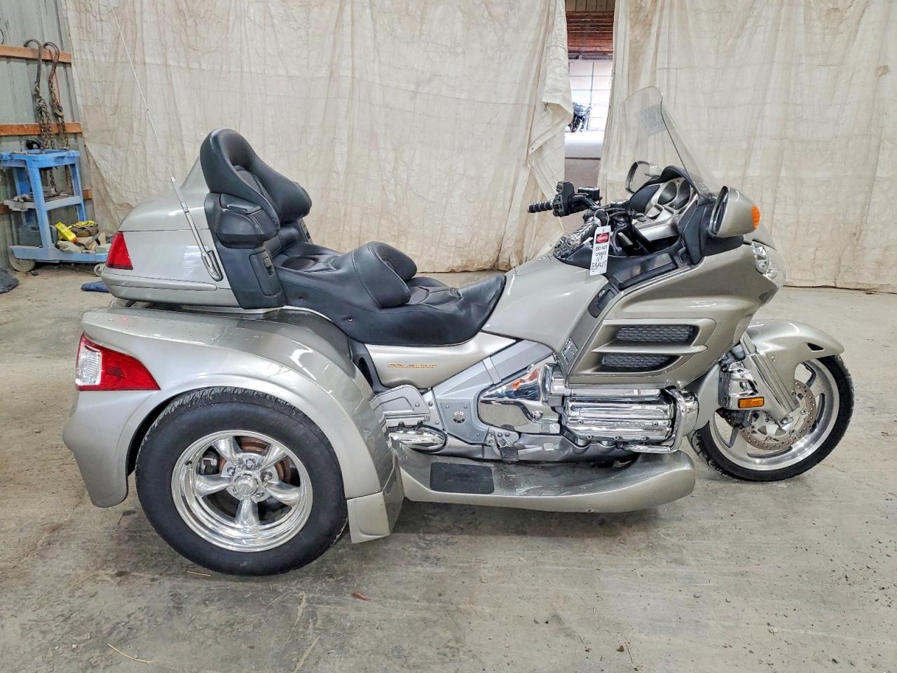 2003 HONDA GL CYCLE