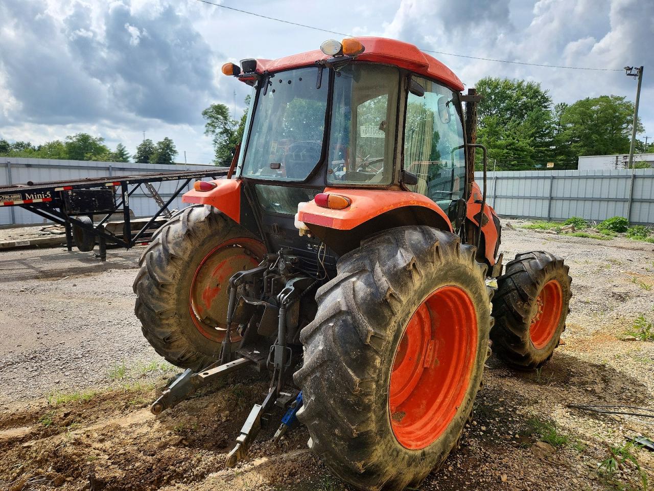 2011 KUBOTA UNKNOWN