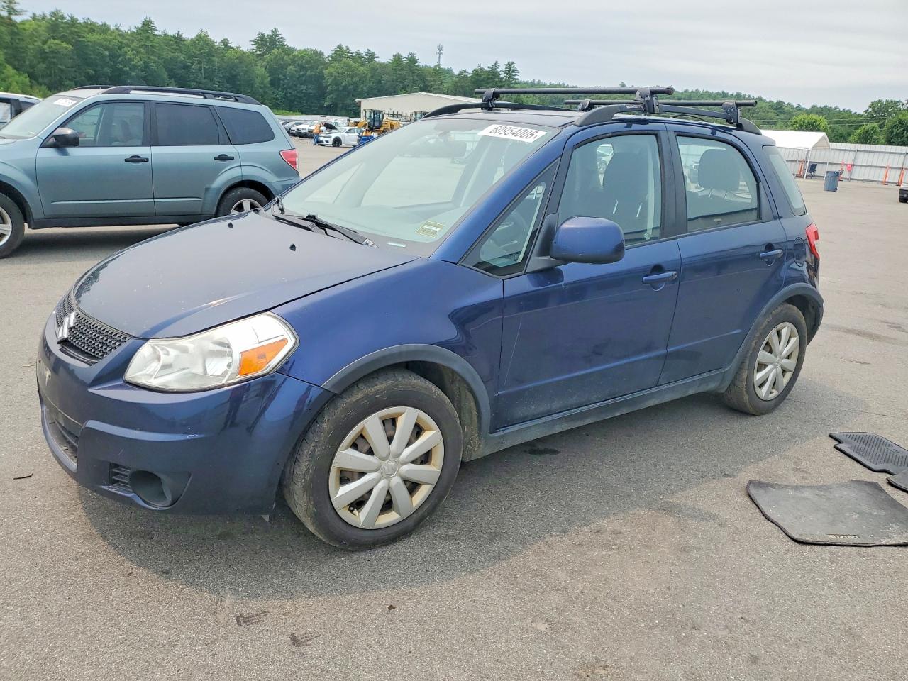 2011 SUZUKI SX4
