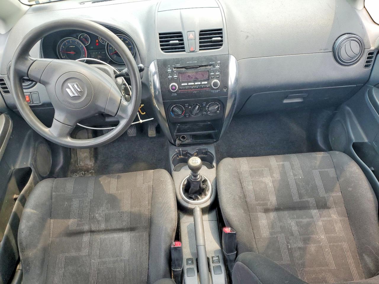 2011 SUZUKI SX4
