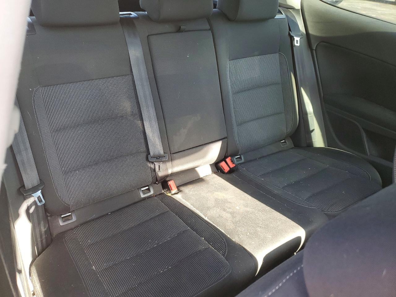 2012 VOLKSWAGEN GOLF
