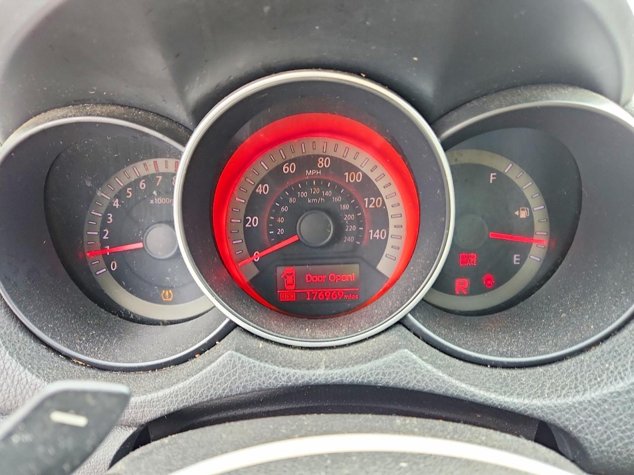 2011 KIA FORTE