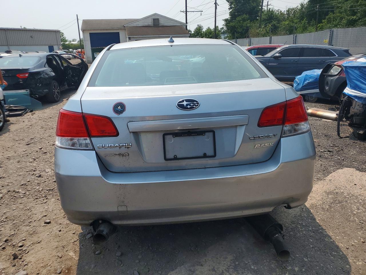 2013 SUBARU LEGACY