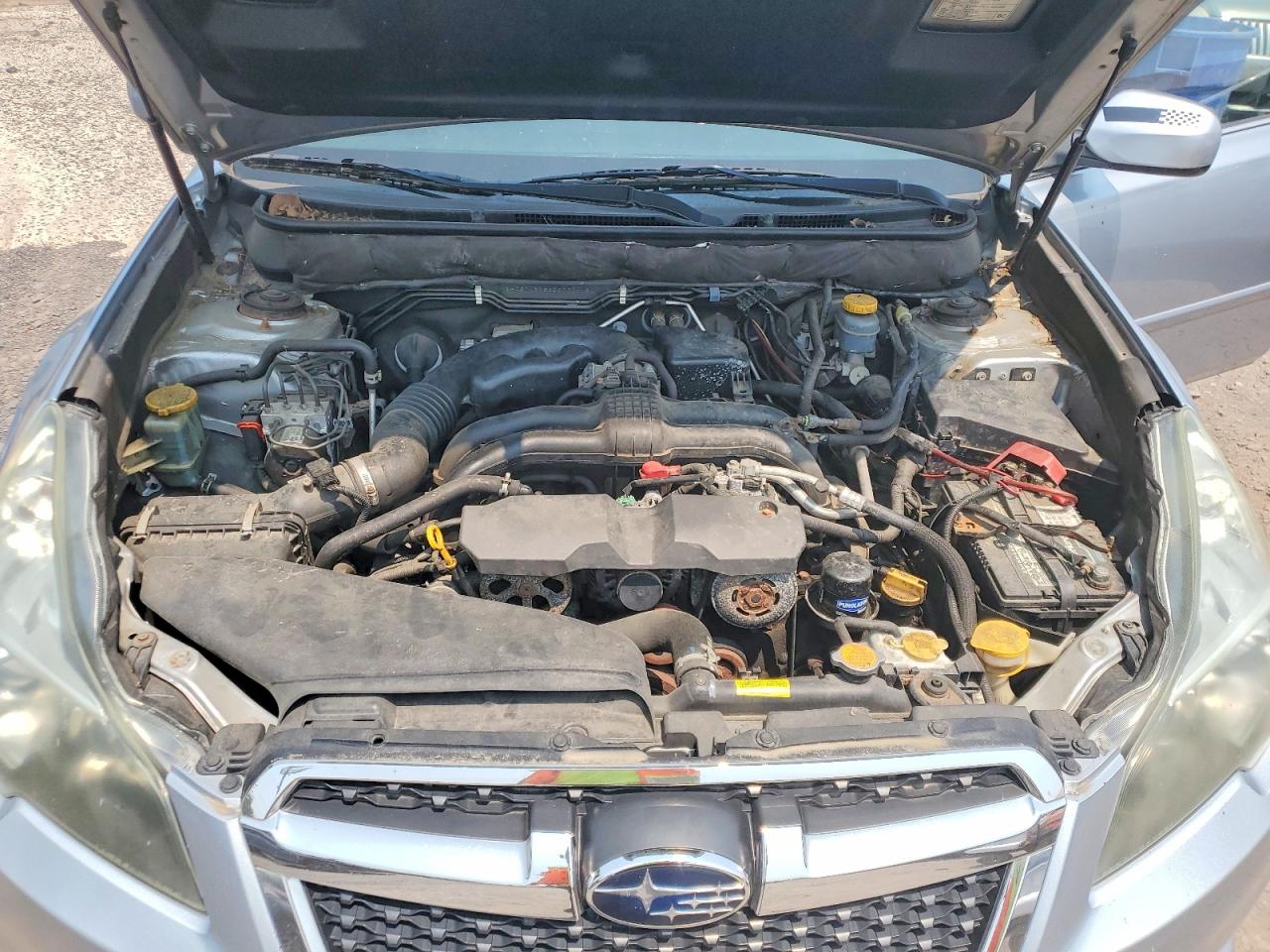 2013 SUBARU LEGACY