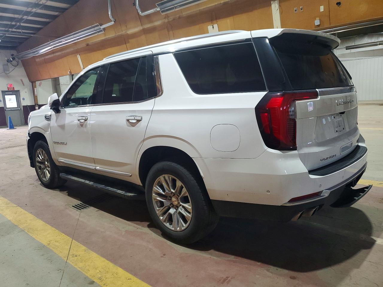 2025 GMC YUKON