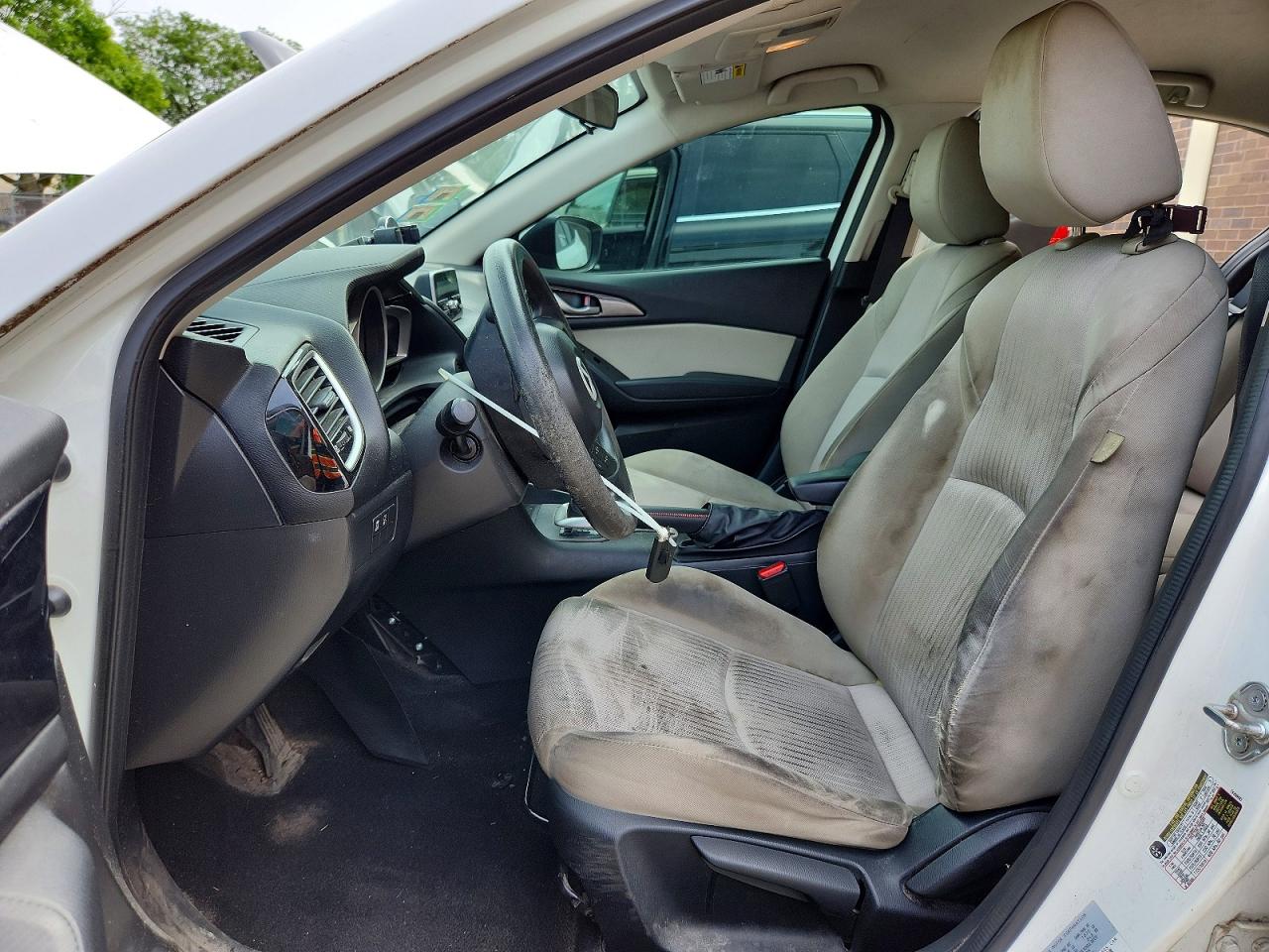 2014 MAZDA 3