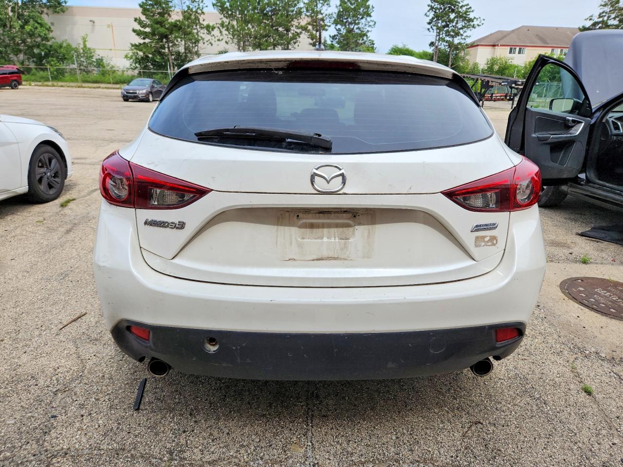 2014 MAZDA 3