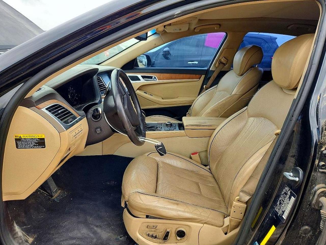 2015 HYUNDAI GENESIS