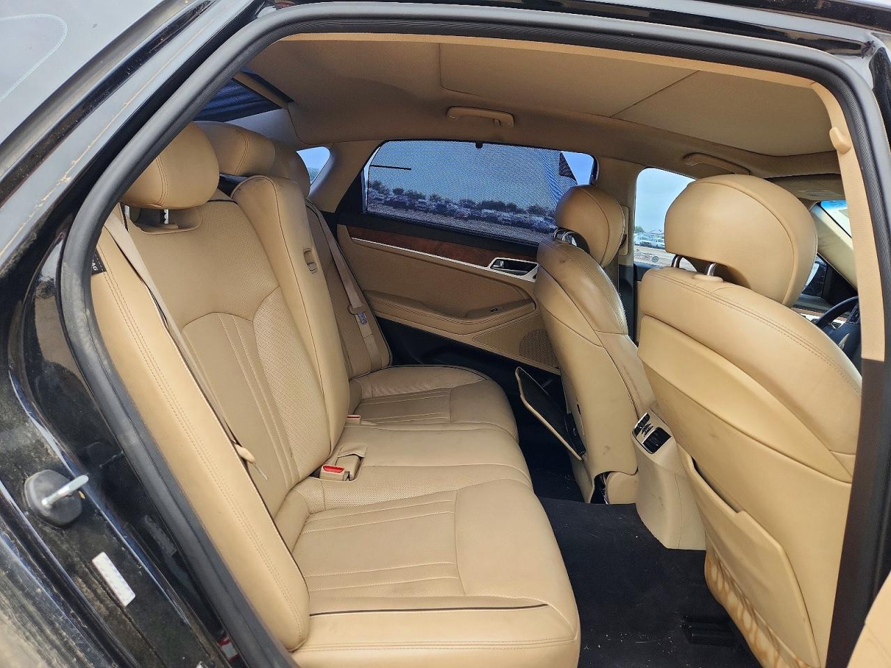2015 HYUNDAI GENESIS