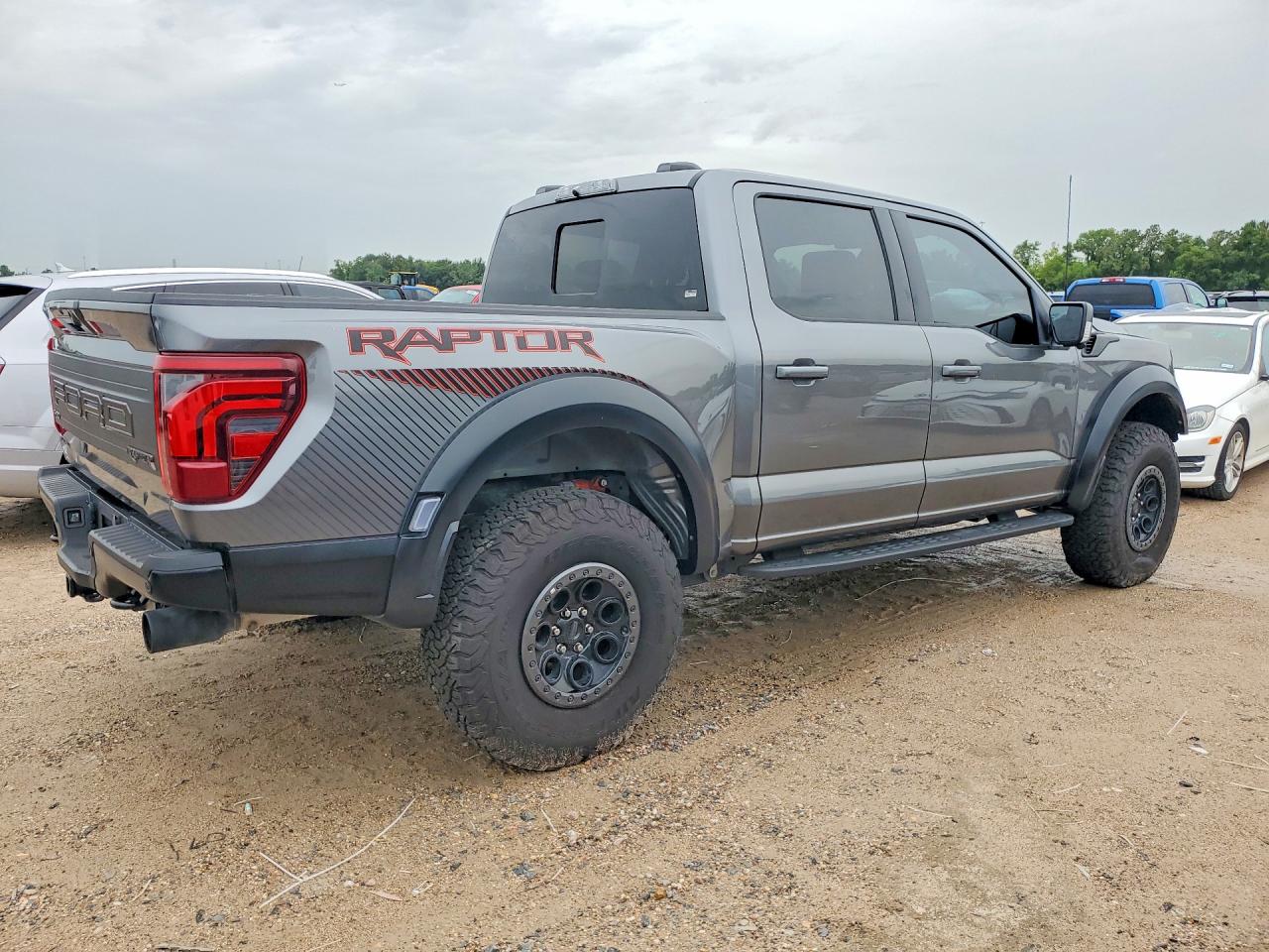 2025 FORD F150
