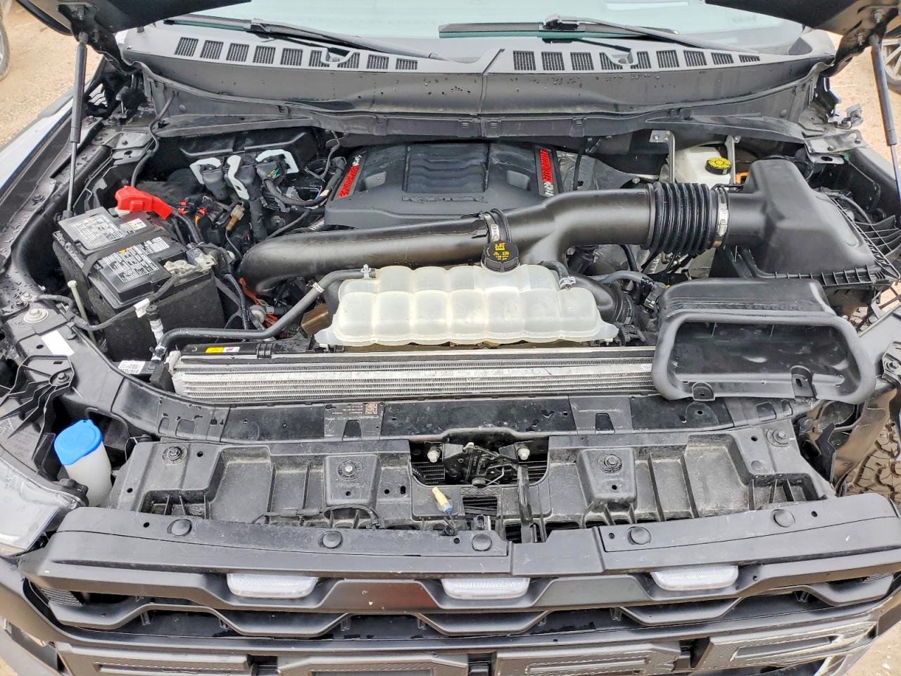 2025 FORD F150