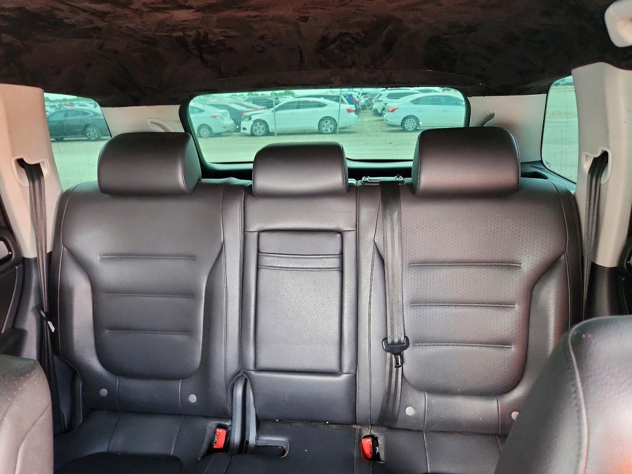 2012 VOLKSWAGEN TOUAREG