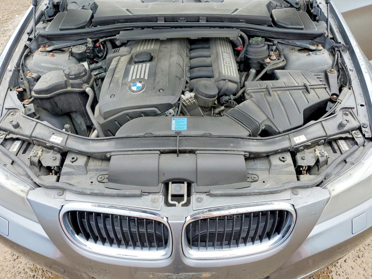 2011 BMW 3 SERIES