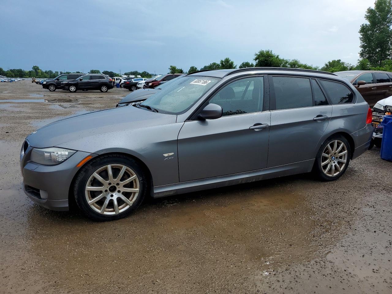2011 BMW 3 SERIES