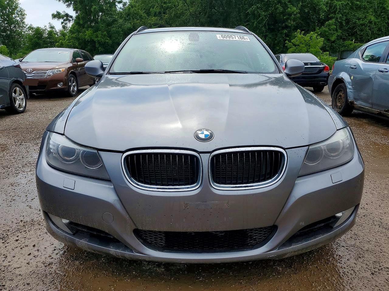 2011 BMW 3 SERIES