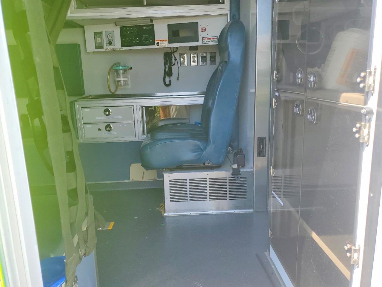 2009 FORD ECONOLINE