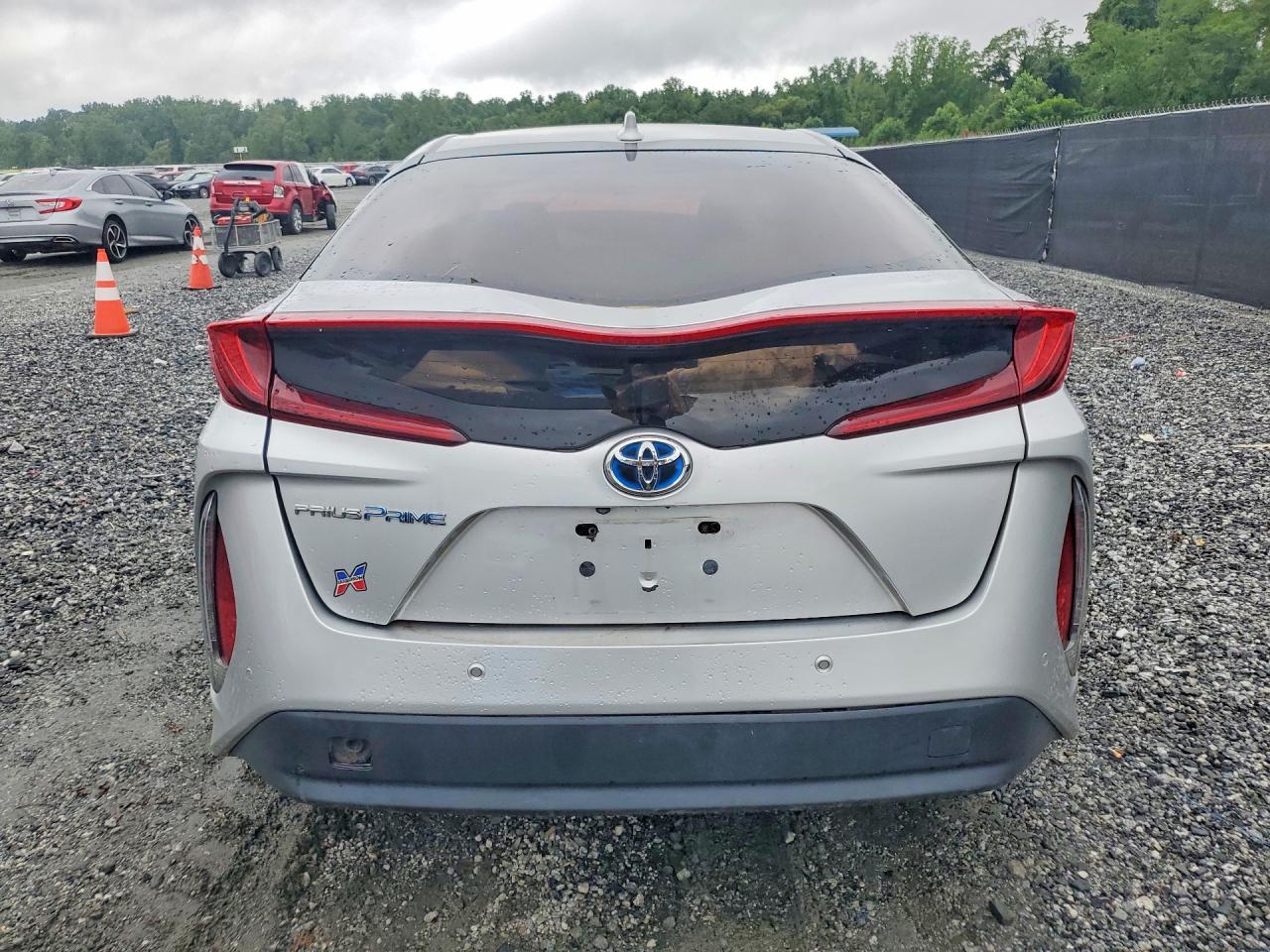 2017 TOYOTA PRIUS