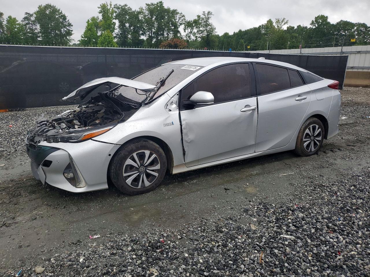 2017 TOYOTA PRIUS