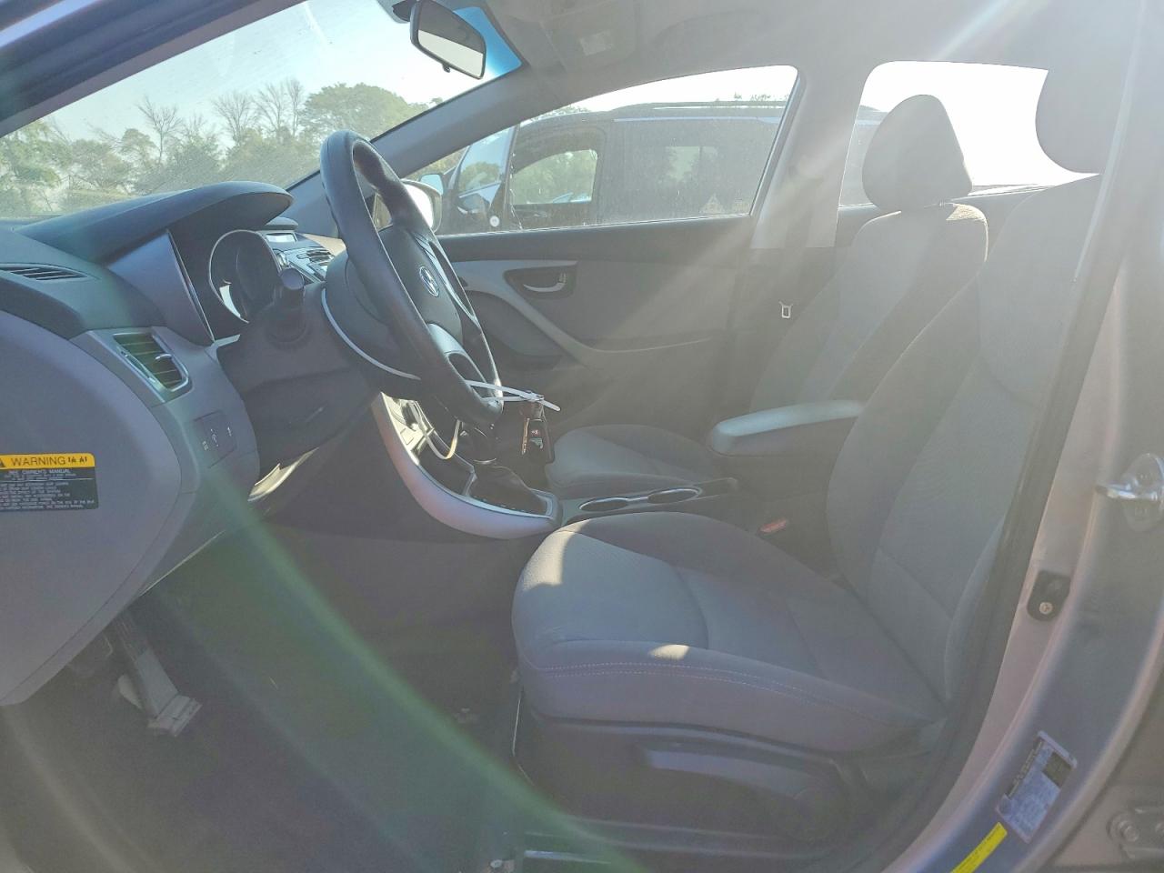 2014 HYUNDAI ELANTRA