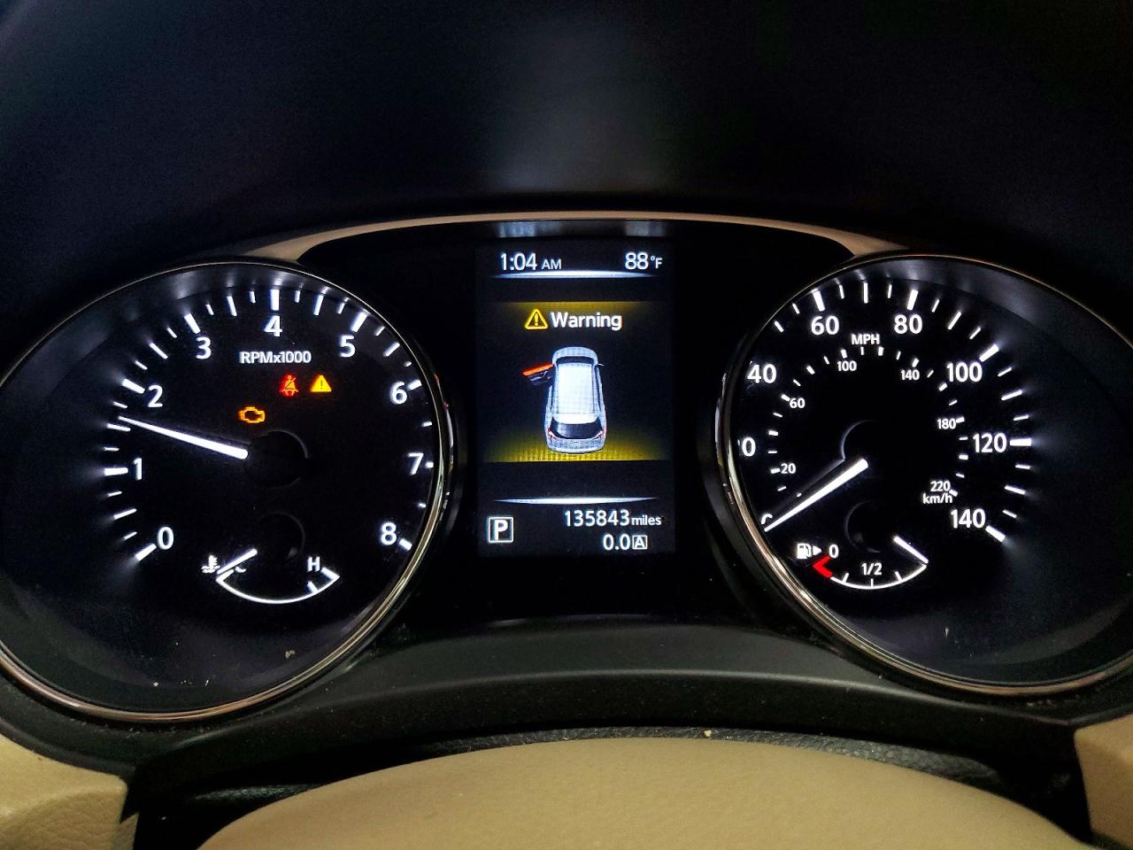 2014 NISSAN ROGUE