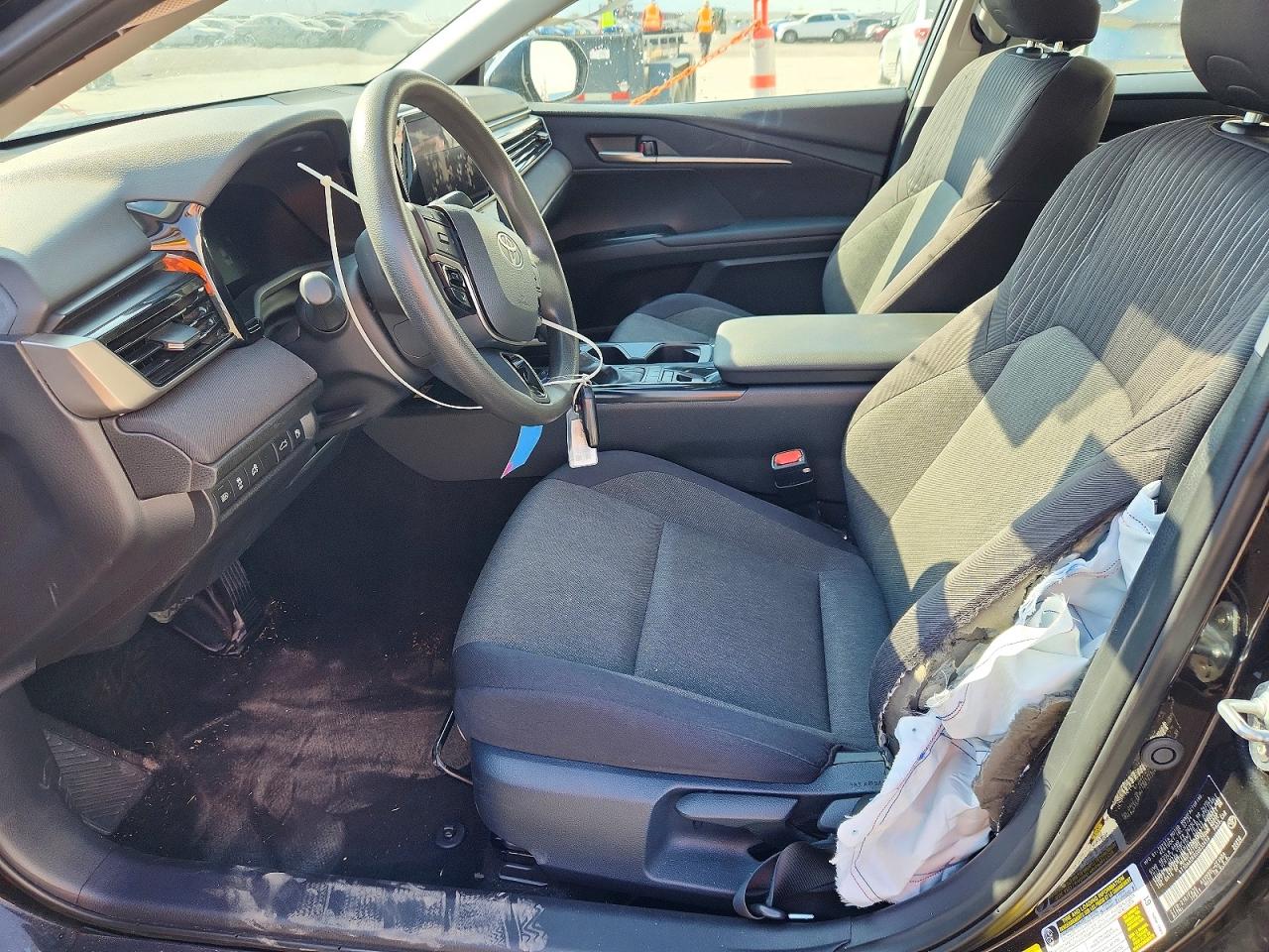 2025 TOYOTA CAMRY