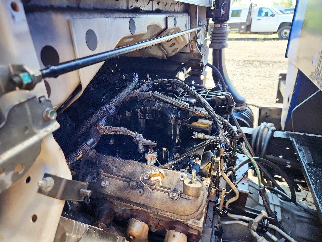 2016 ISUZU NPR