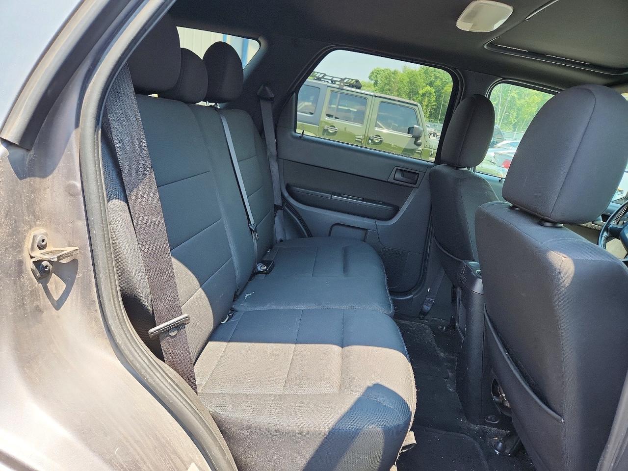 2012 FORD ESCAPE