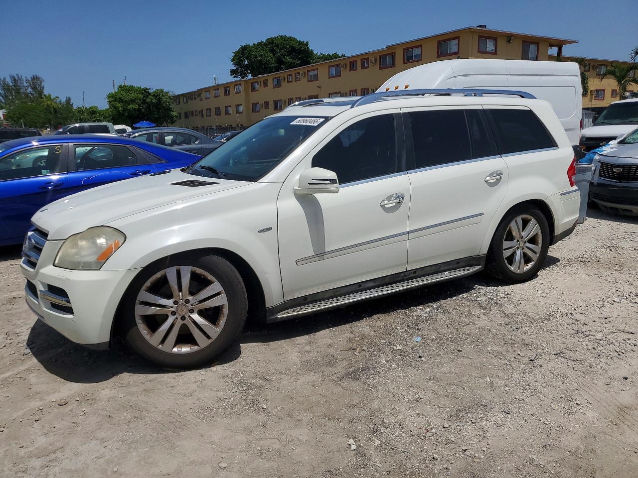 2011 MERCEDES-BENZ GL-CLASS