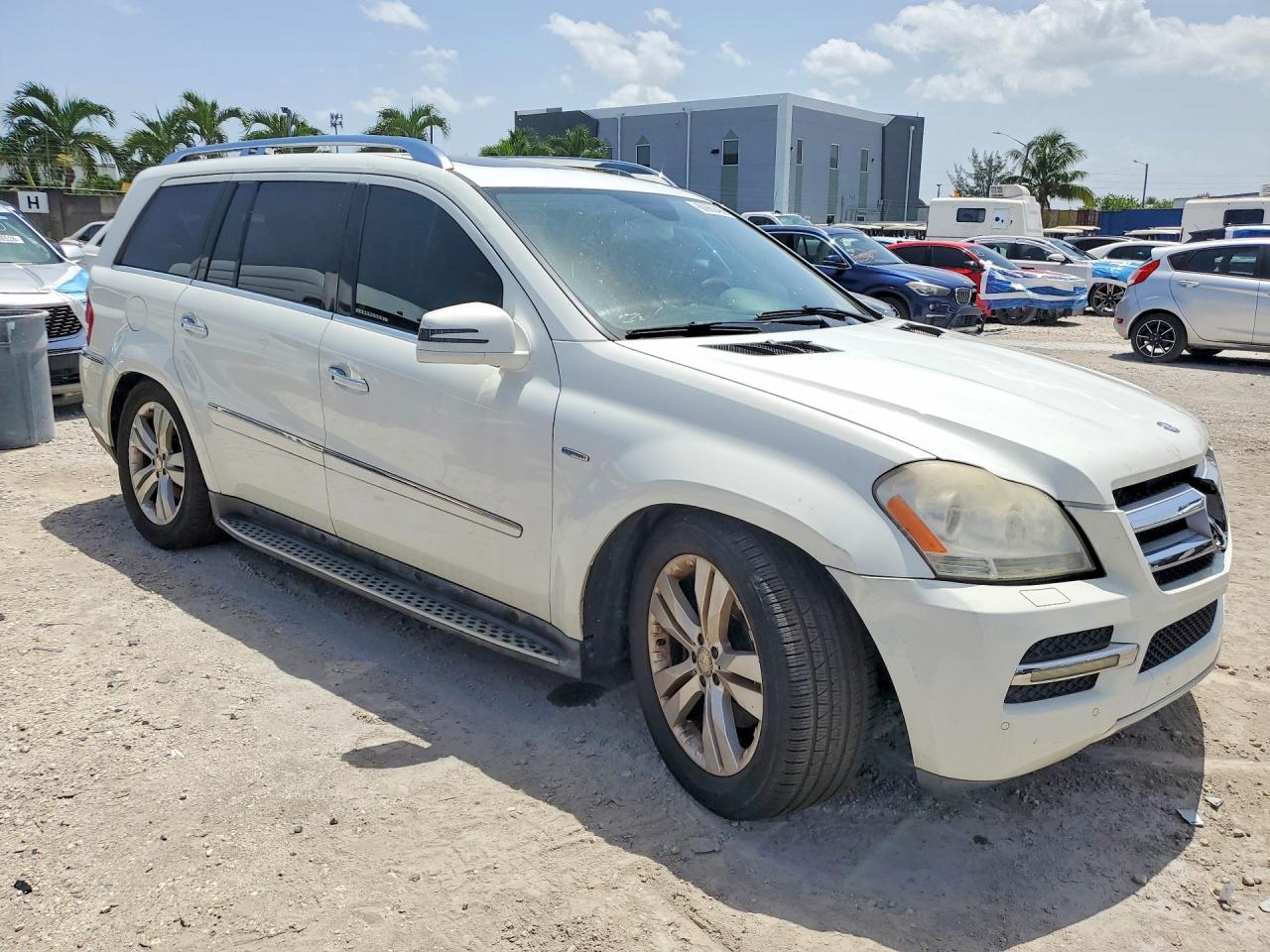 2011 MERCEDES-BENZ GL-CLASS