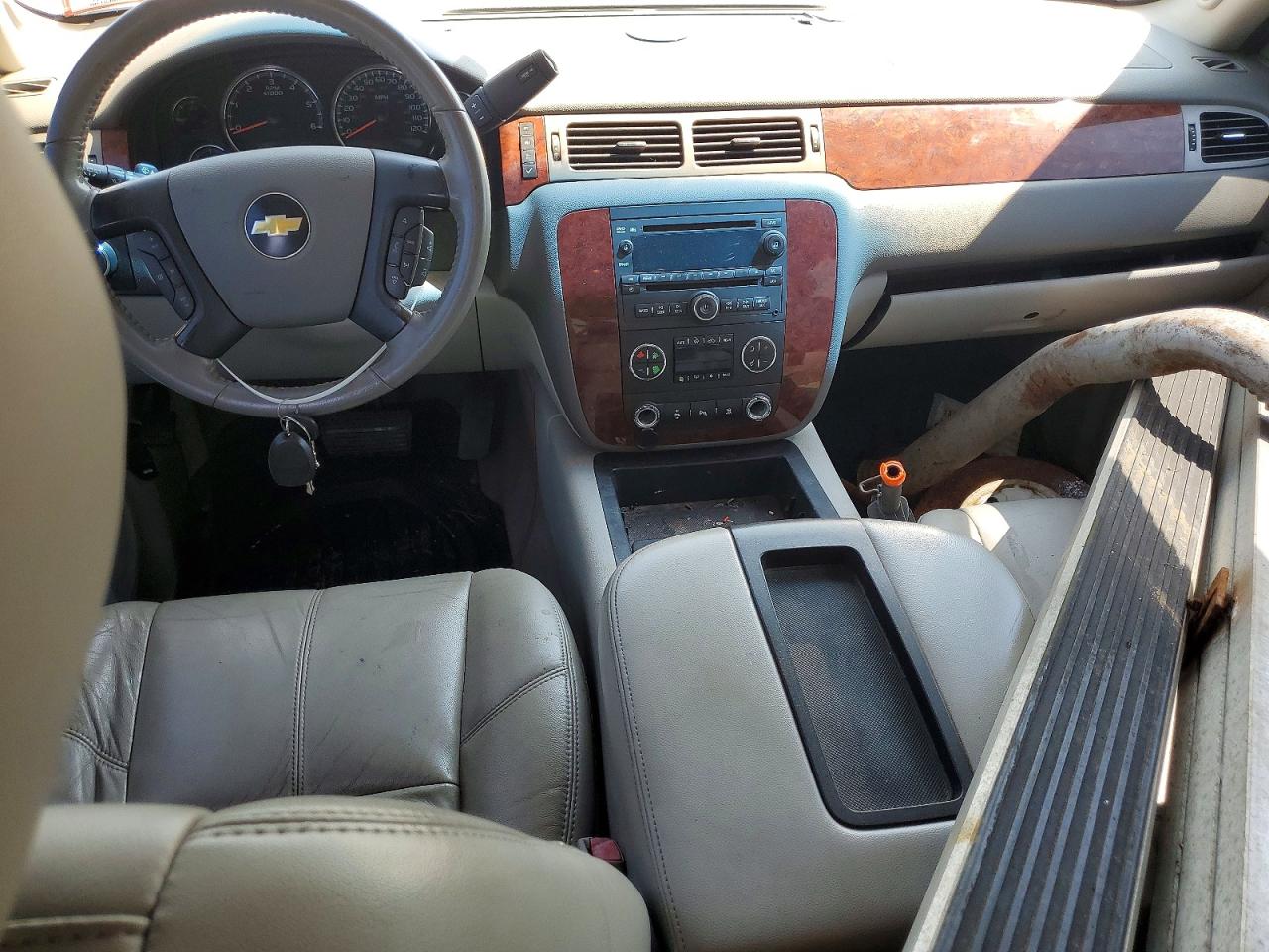 2010 CHEVROLET TAHOE