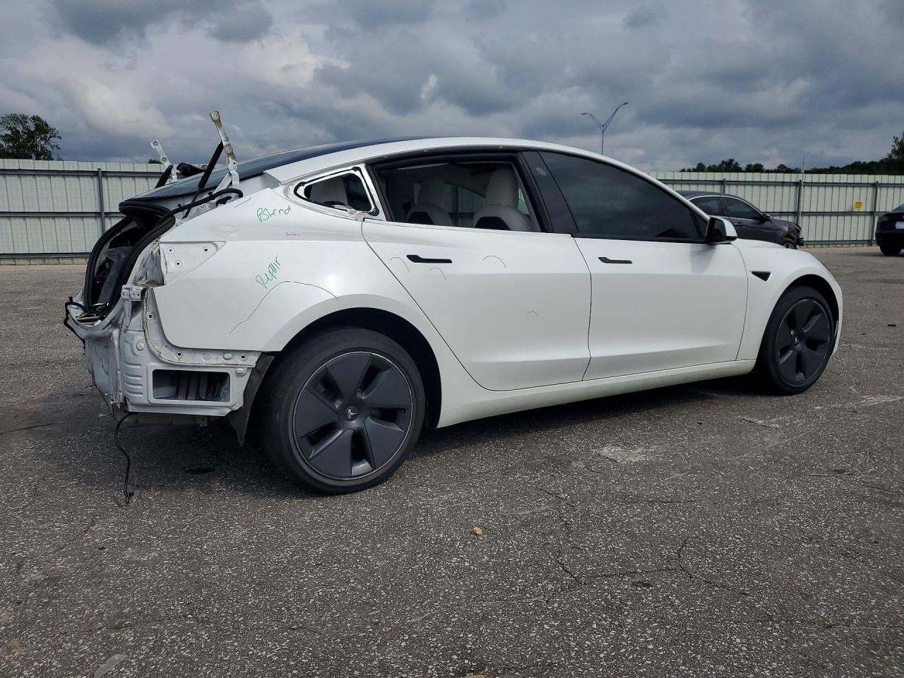 2021 TESLA MODEL 3
