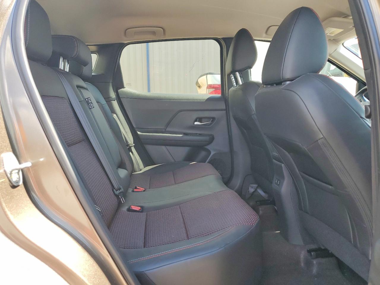 2026 NISSAN KICKS