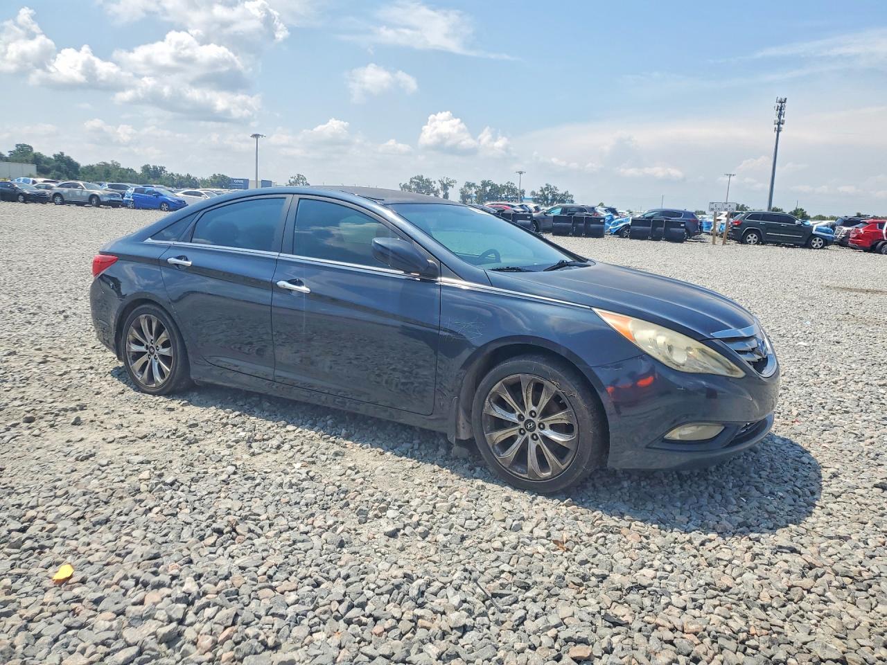 2011 HYUNDAI SONATA