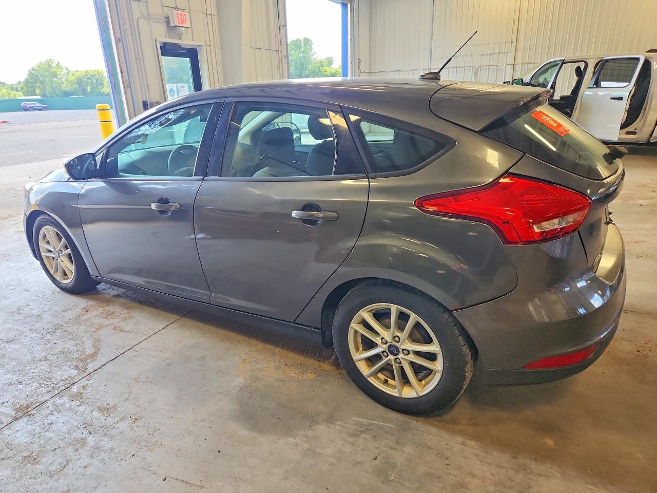 2016 FORD FOCUS