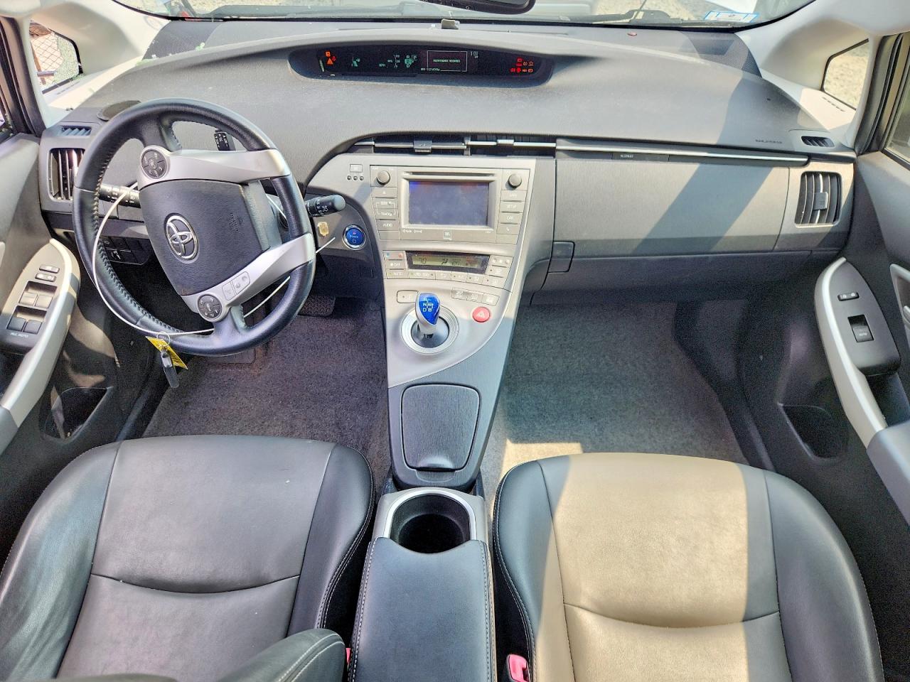 2013 TOYOTA PRIUS